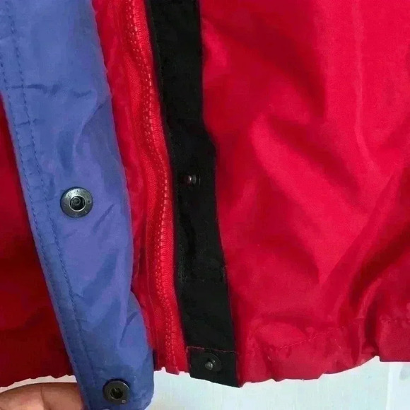 Columbia vintage women rain jacket with hoodie. Fall season  start - Picture 6 of 6